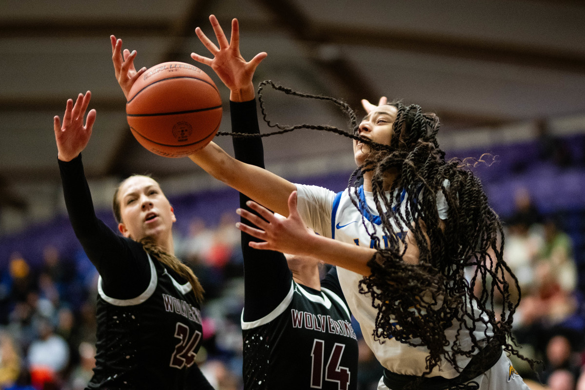 Jefferson Willamette 6A Oregon girls basketball quarterfinal 2024 Naji Saker-23